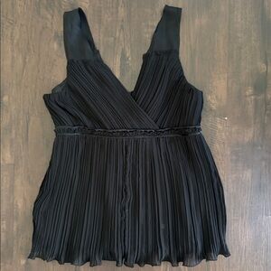 WHITE HOUSE BLACK MARKET TOP PRINCESS CROSS FRONT PLEATED FLOWY LINED NEW
